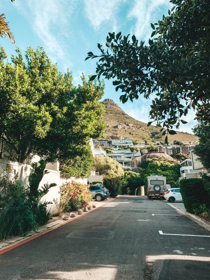 echoesofworld's tweet photo. Cape Town, South Africa https://t.co/kUj3LVPFjm