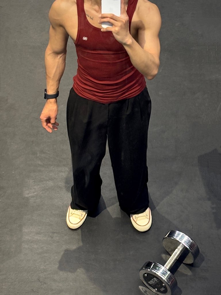 绝色继父 tweet media