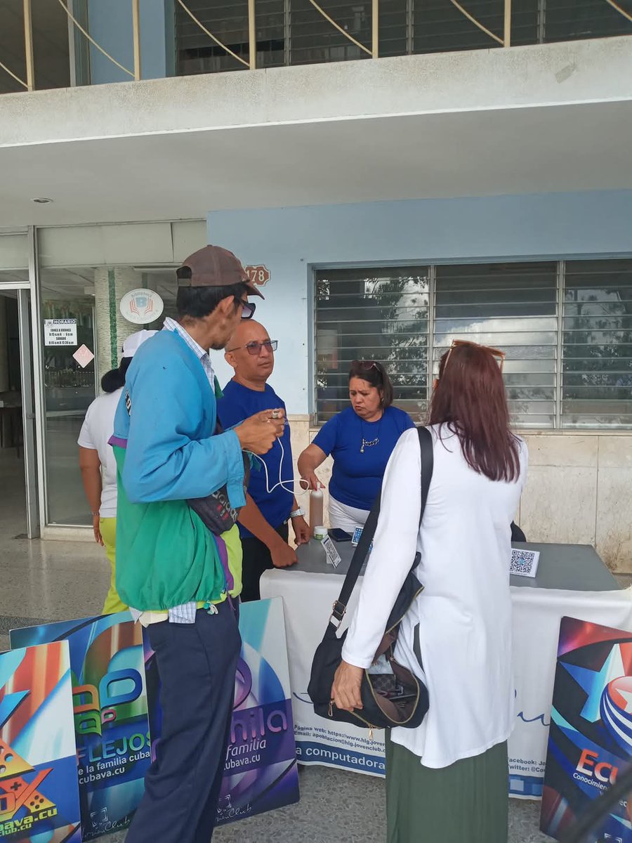 ComputadoraJc's tweet photo. ¡Y arrancamos! 😃
Feria Tecnológica por el #4deAbril en nuestra linda Ciudad de los Parques. Junto a Empresa de Correos Holguín y ETECSA_Cuba Holguin te esperamos para sorprenderte. No te aburras este sábado y ven. #OPJM65 #64UJC #JovenClubXCuba #HonorHolguinero #UnidosXCuba https://t.co/BaRIeQ9F34
