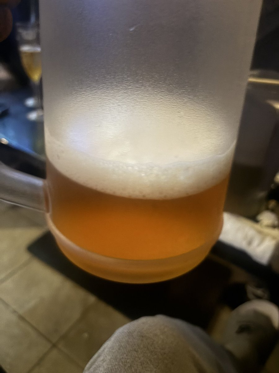 ใใผใทใ๐๐ tweet media