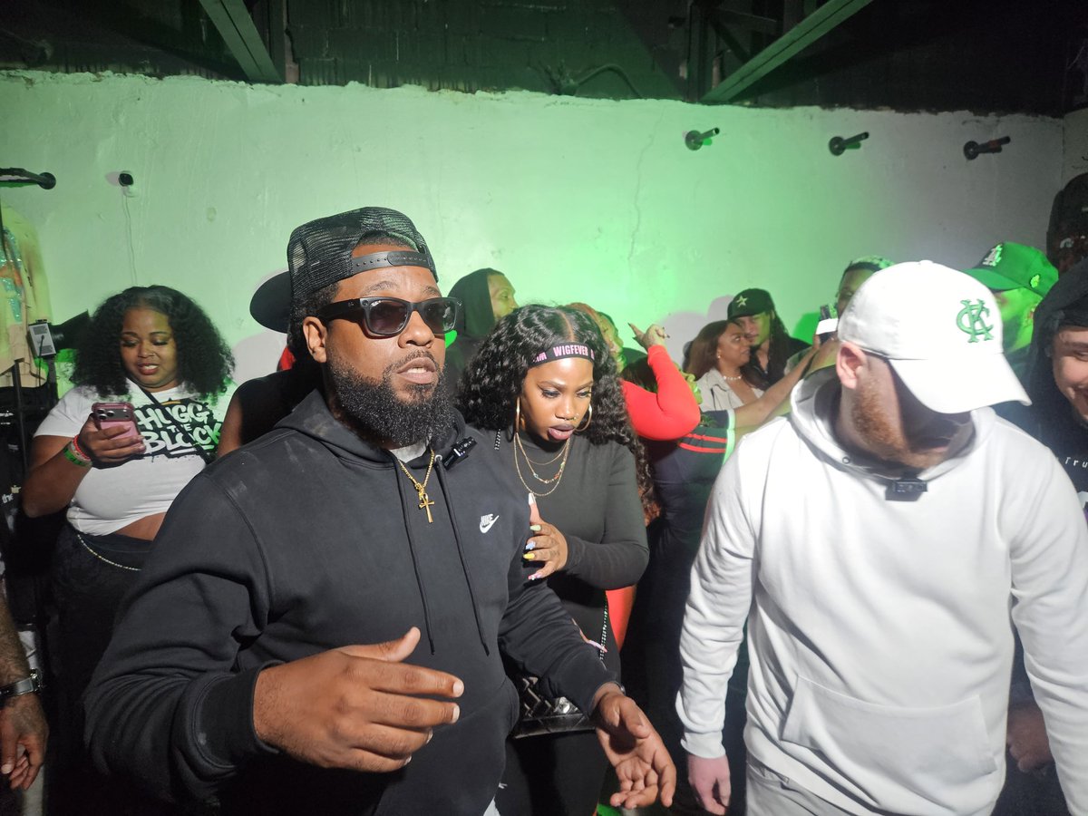 TheBarRoomPromo tweet media