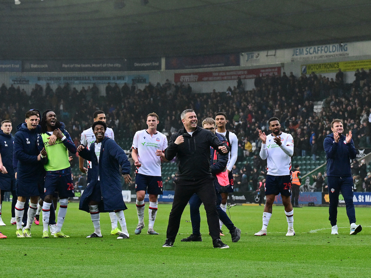 MarcIles's tweet photo. Doesn't like the fist pump thing, though 😏 #bwfc https://t.co/7BmPNb2za2