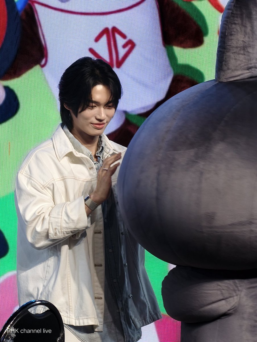 PHK Channel live tweet media