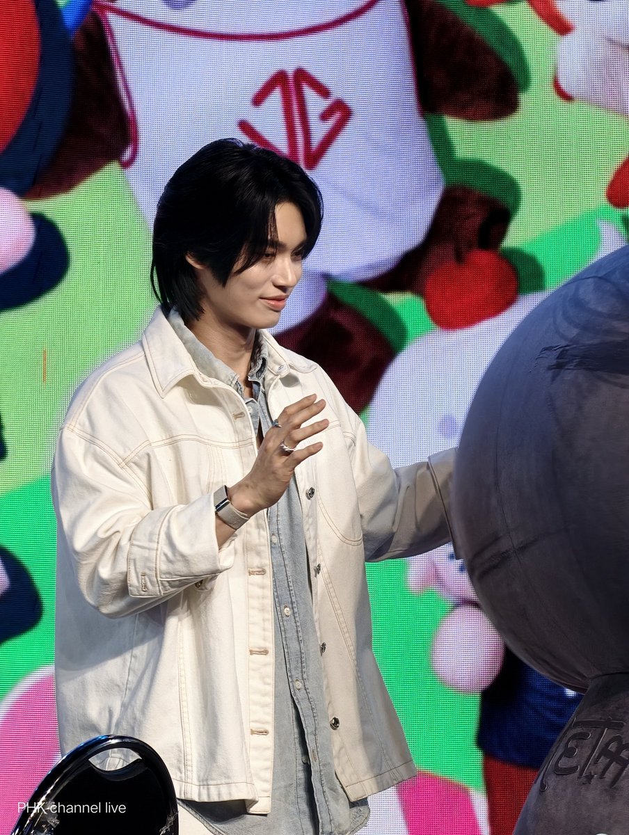 PHK Channel live tweet media