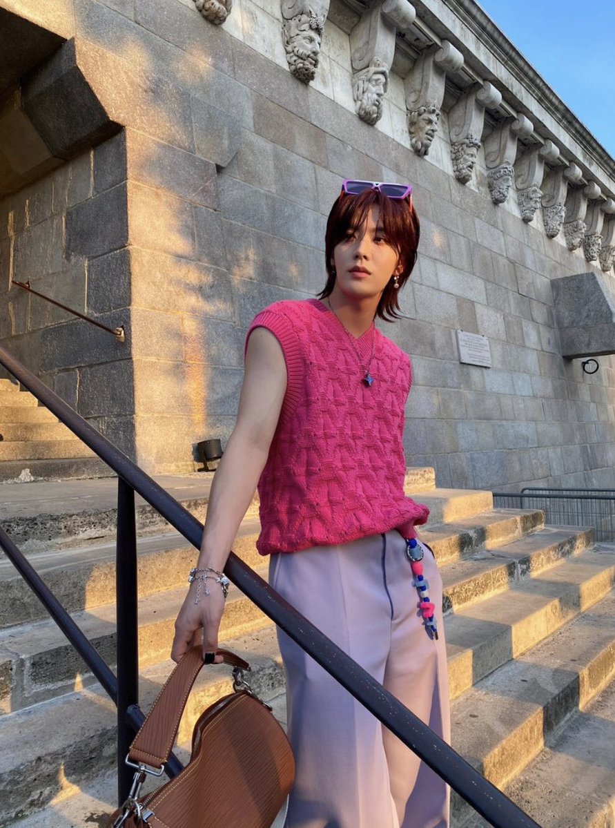 ε 모또 tweet media