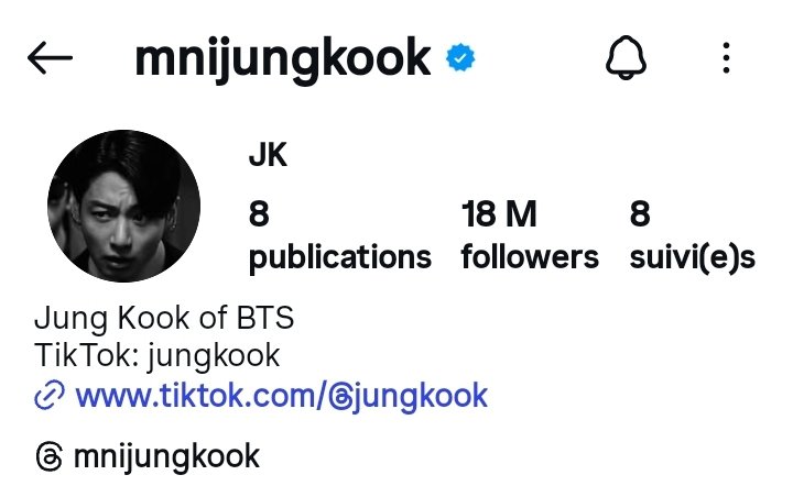 Alanna / Jk's cigarette fan tweet media