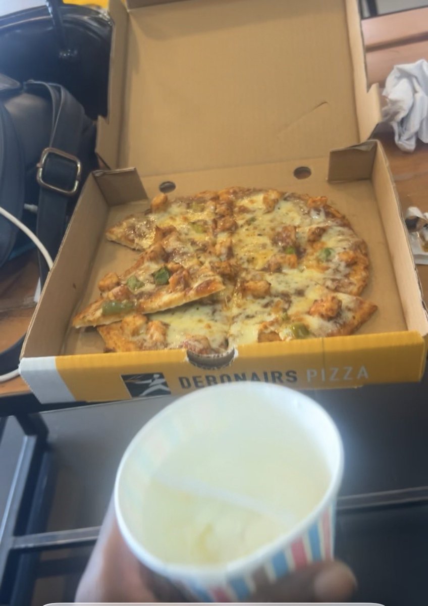 Emmanuel 💫 tweet media