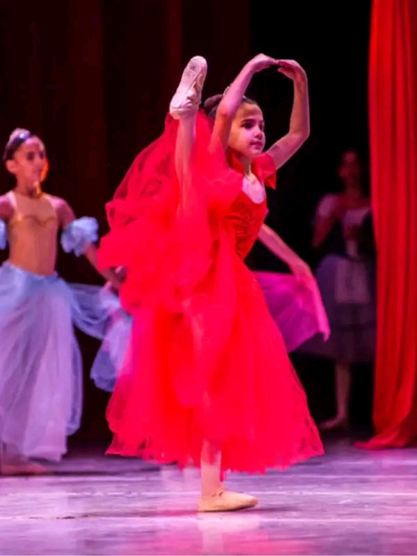 📷 Gala de Academias Participantes en la 31mo. Edición del Encuentro Internacional Enseñanza del Ballet. 🩰
Una cita acogida, en el escenario de la #salaAvellaneda del <a href="/TNCubaOficial/">Teatro Nacional de Cuba 🇨🇺</a>. 
Más imagenes en el enlace 📎 n9.cl/8pk00 #ElArteDeEnsarElArte #MejorArteParaTodos