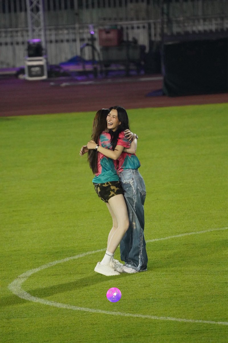 LingOrm_BaseHouse tweet media