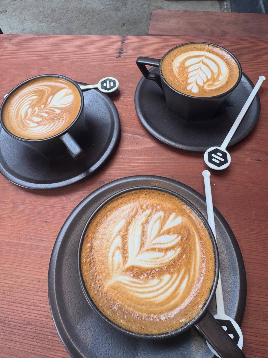 camille9823's tweet photo. Saturday's daily coffee☕️ https://t.co/lnFhBz3JV8