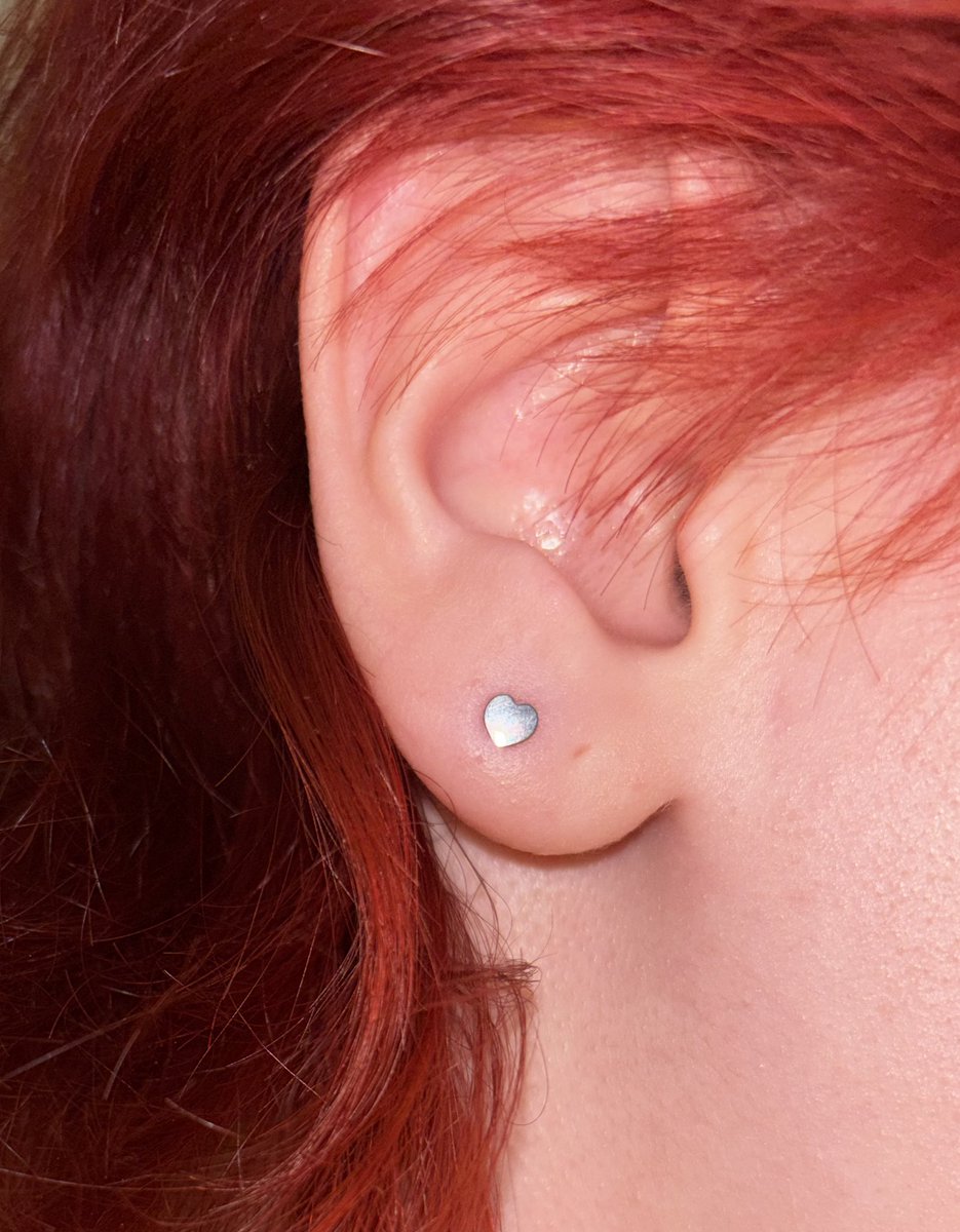 бина tweet media