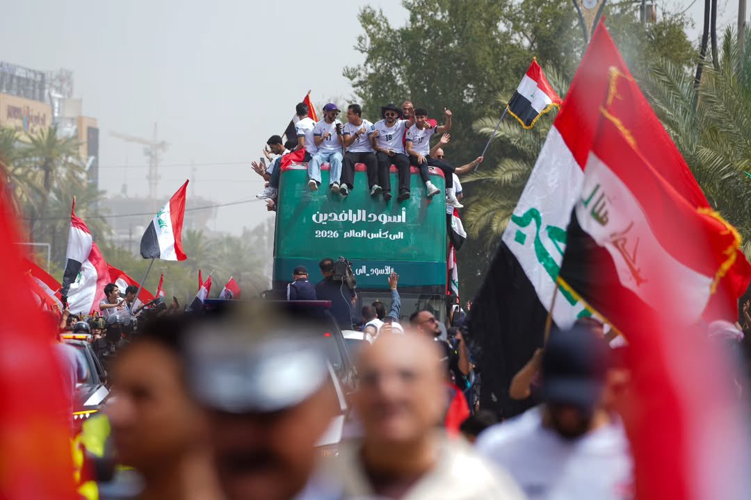 عمرو tweet media