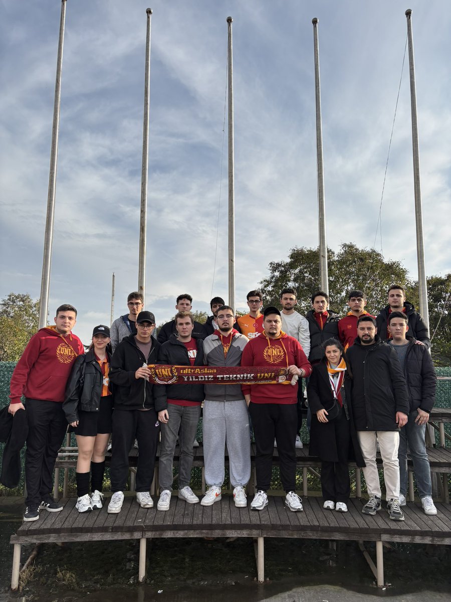 04.04.2025/ GALATASARAY-fenerbaçe

HER ZAMAN ARKANDA BU BÜYÜK TARAFTAR  

📍Sinan Erdem Spor Salonu 

#ultrAslanUNI #uAUNIYTU