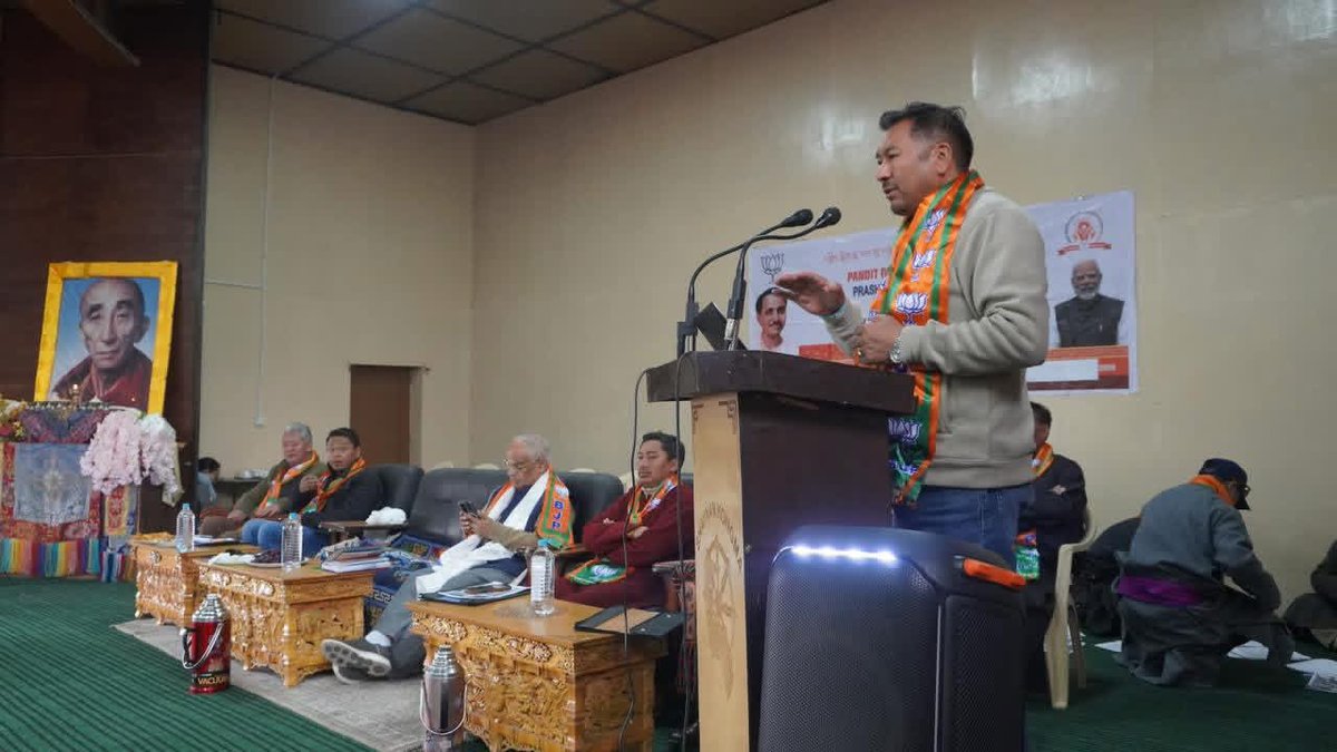 Tashi Gyaltsan Khachu tweet media