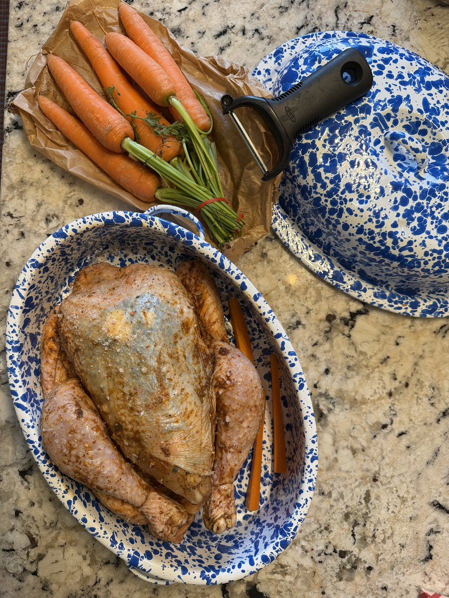 Nomadmum tweet media