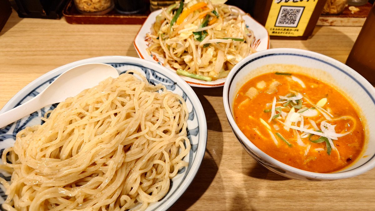 お菓子のあたおか🍙🍤🟡 tweet media