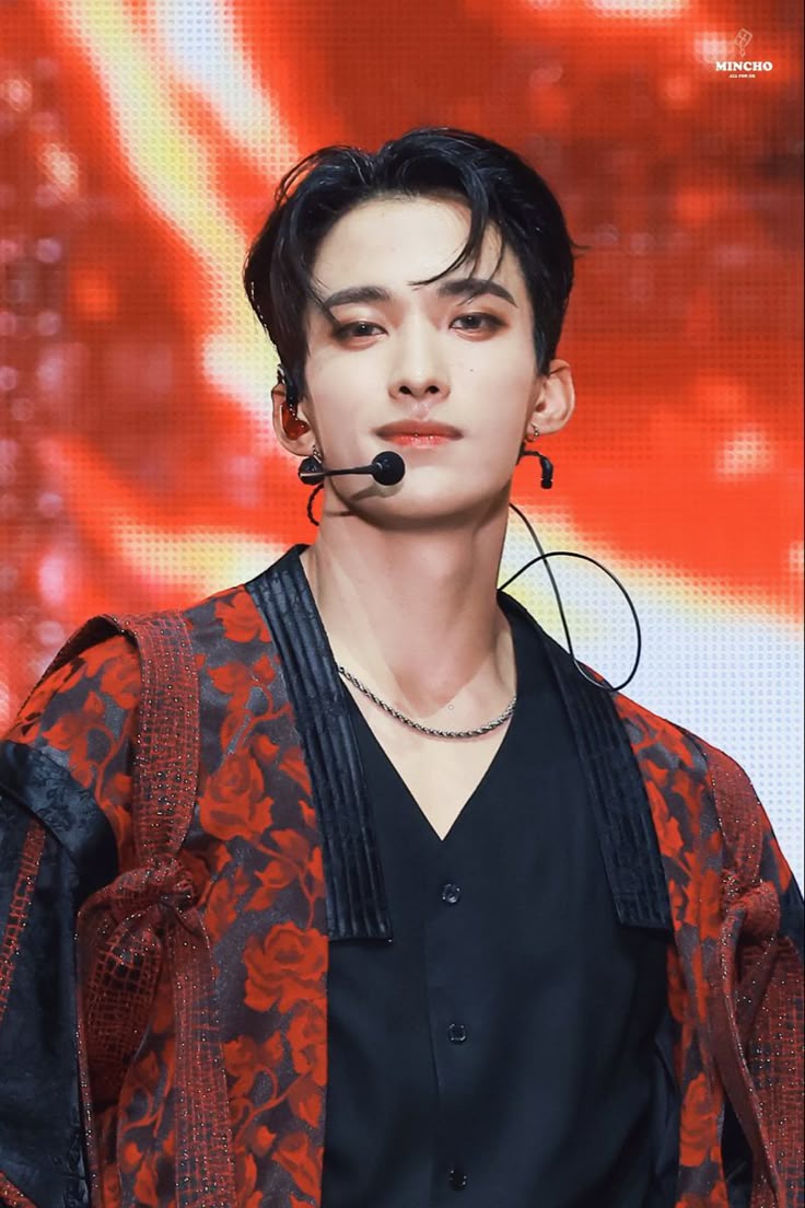 hourly dokyeom tweet media