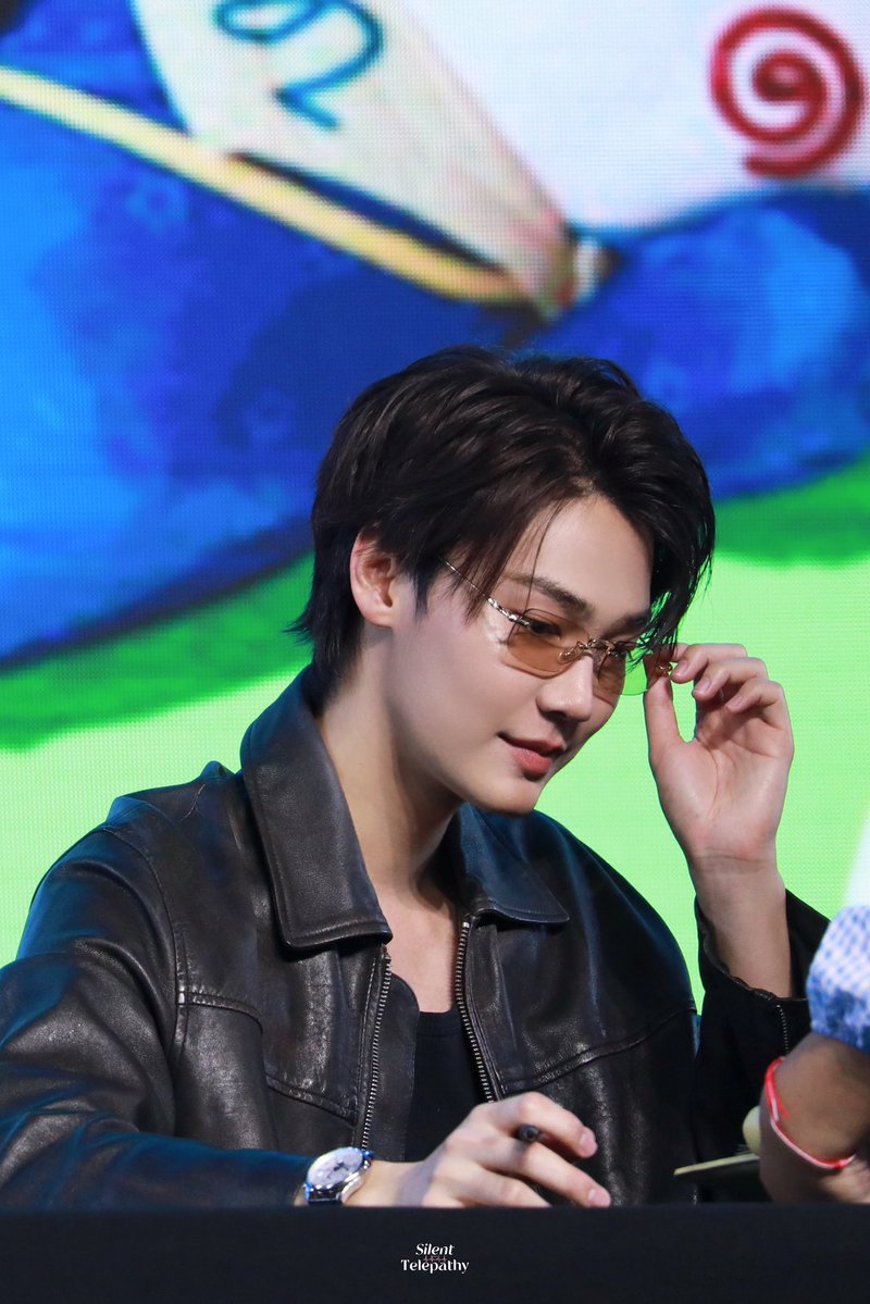 Silent Telepathy tweet media