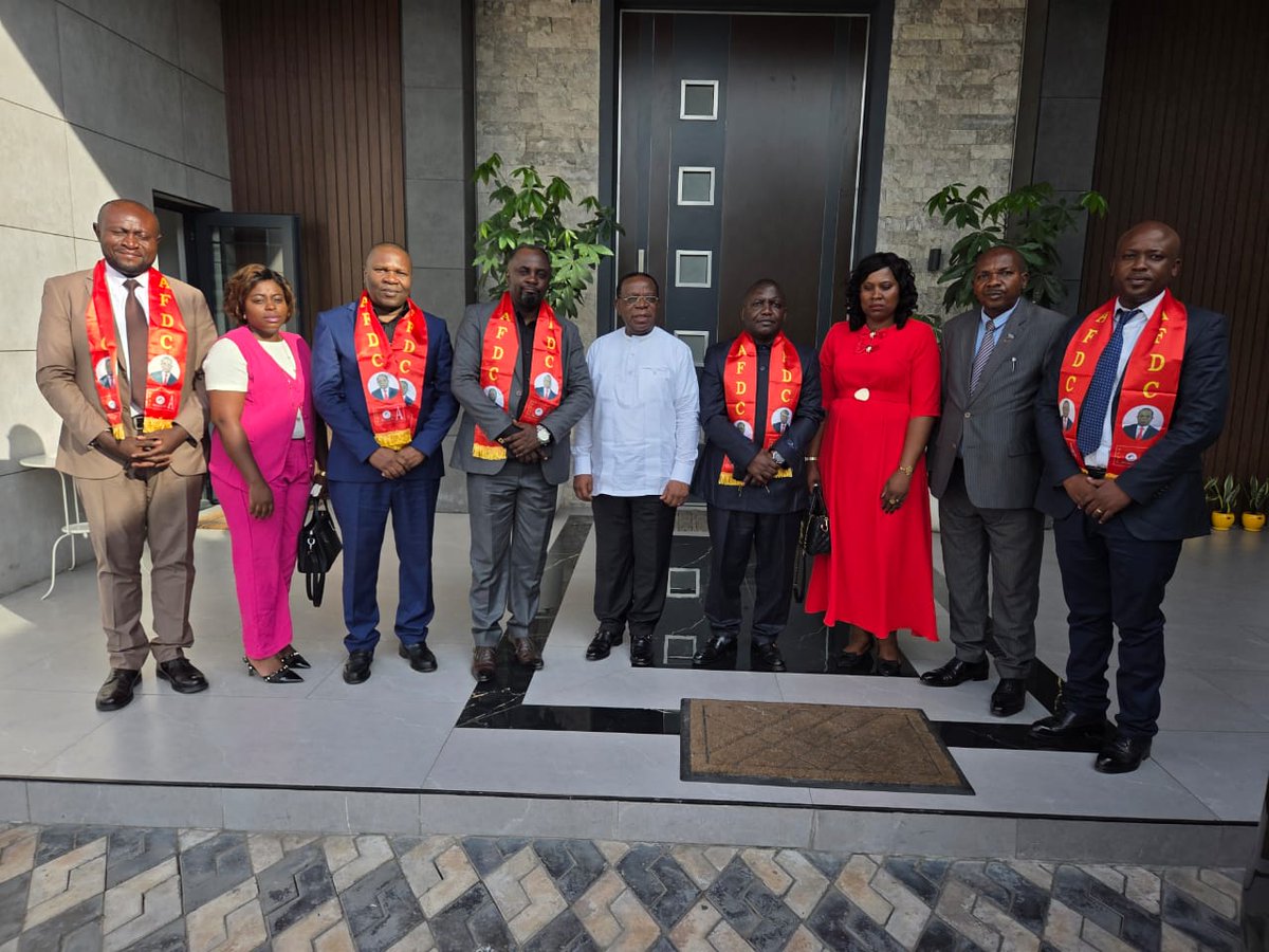 Les cadres de l'AFDC Nord-Kivu reaffirment leur plein soutien à l'Autorité morale de l'AFDC, Professeur  Modeste Bahati Lukwebo. 
"AFDC,la force du Congo".