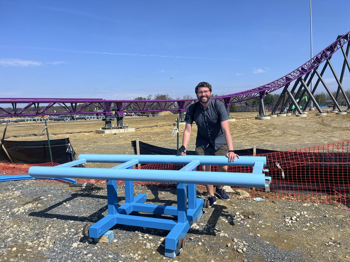 Eric@theparks tweet media