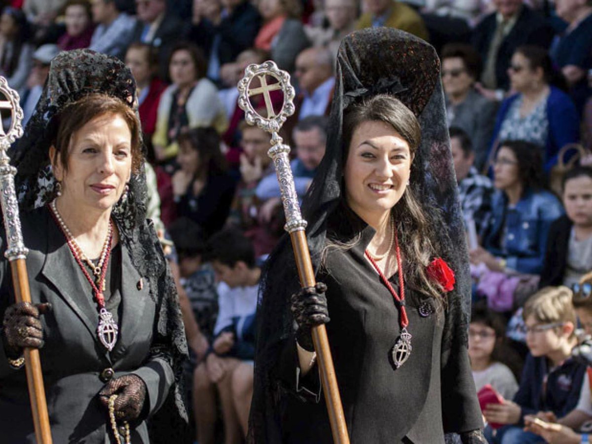 Sara Antifa (ella) tweet media