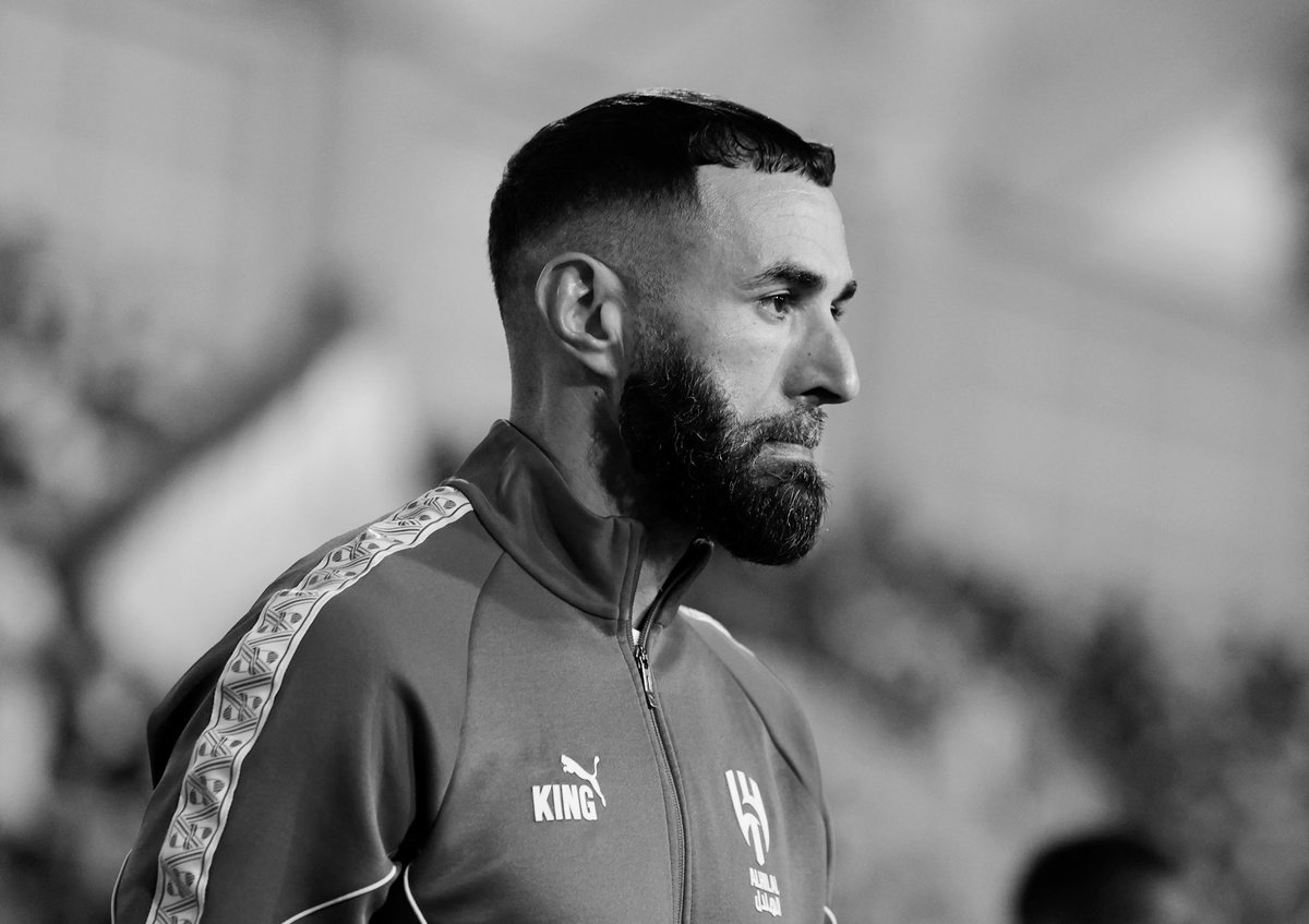 عمرو tweet media