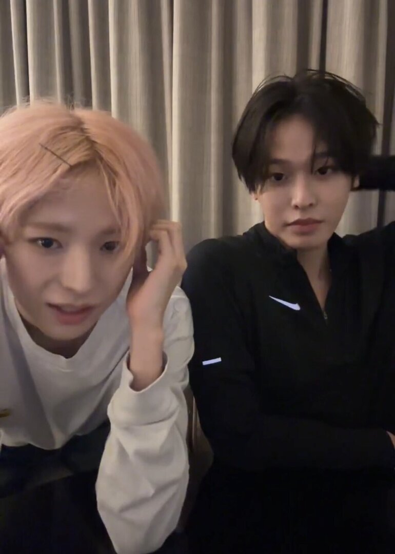 selfolssi ♤ tweet media