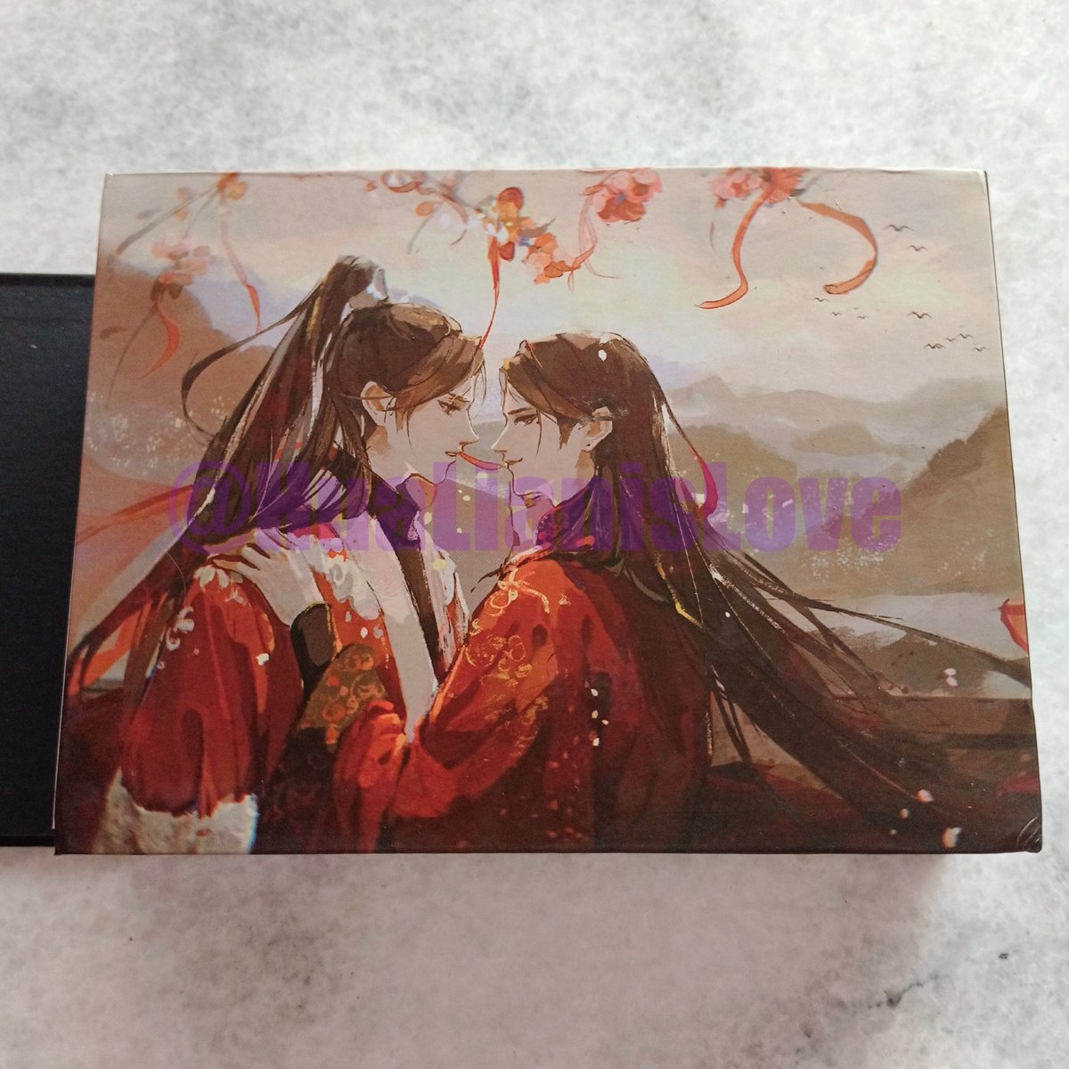 HuaLianisLove's tweet photo. [HELP RT PLS] WTS Stars of Chaos (Sha Po Lang) Box Set Novel cn ver (3 vol)

IDR 300.000 (1 box set / 3 vol)

Untuk order silahkan DM lalu tolong mention jg ya 

#danmei #wts #warungbl #warungdanmei #danmeitwt #prelovednovel #pasardanmei #pasarbl #spl #shapolang #杀破狼 https://t.co/euEcj2kWUl