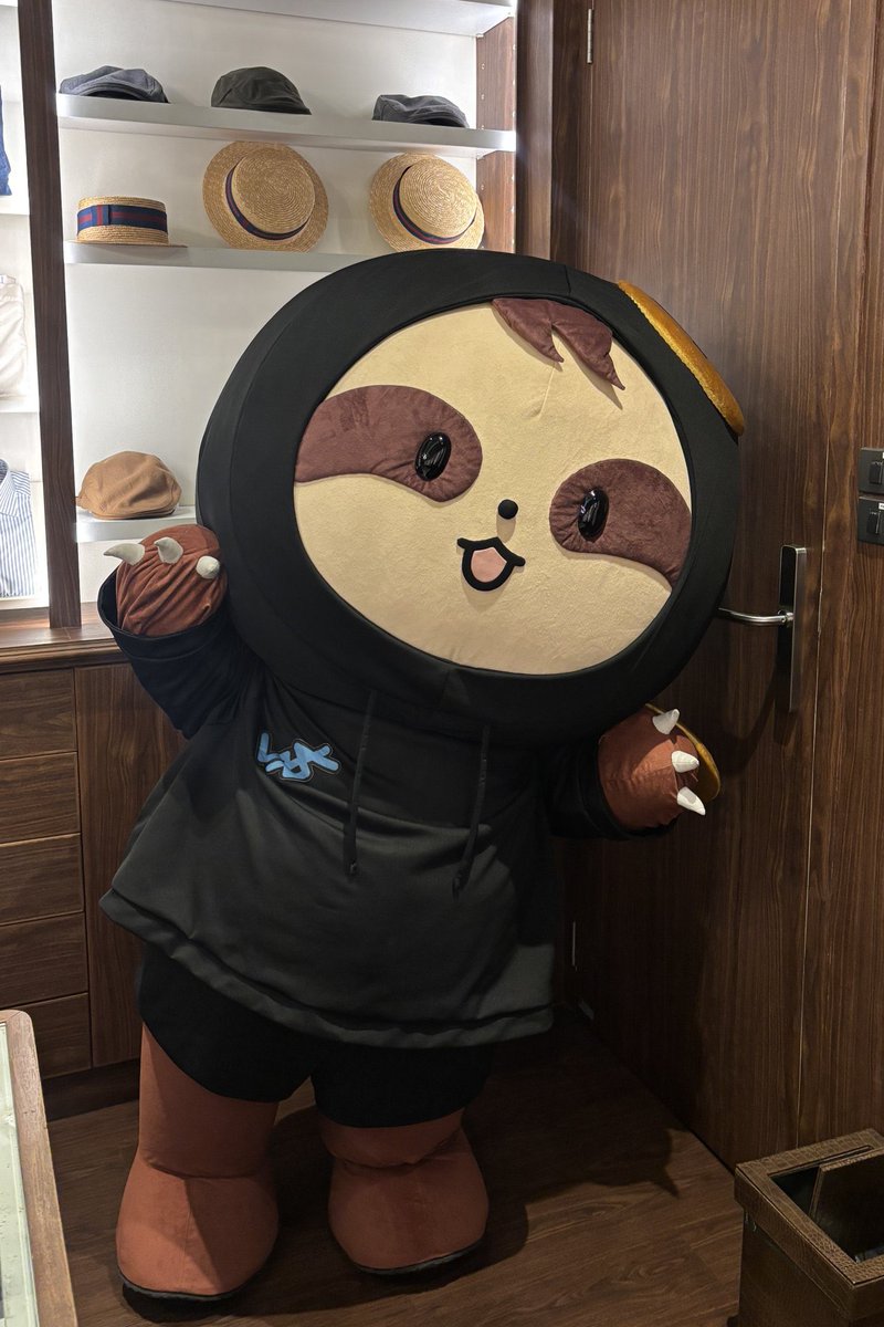 ไอ่จู้ tweet media