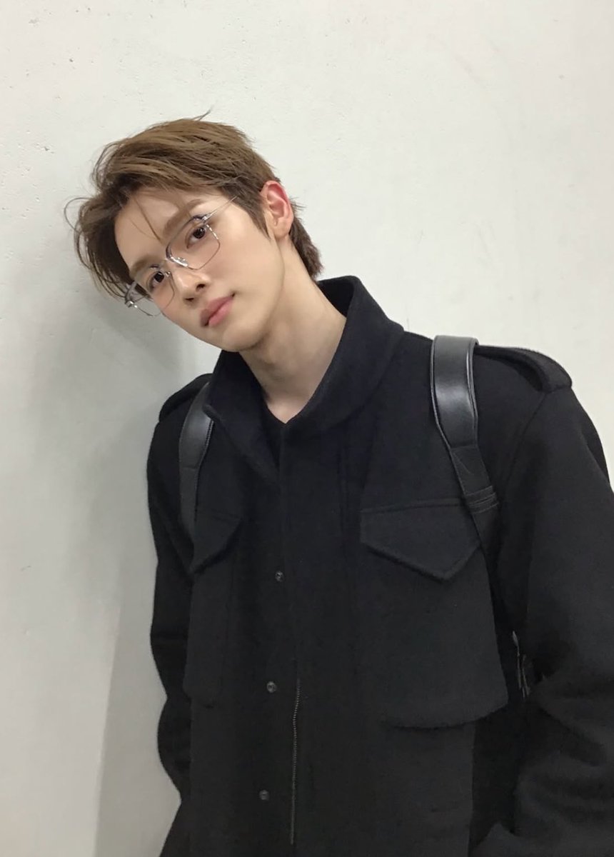 쵸칸 tweet media