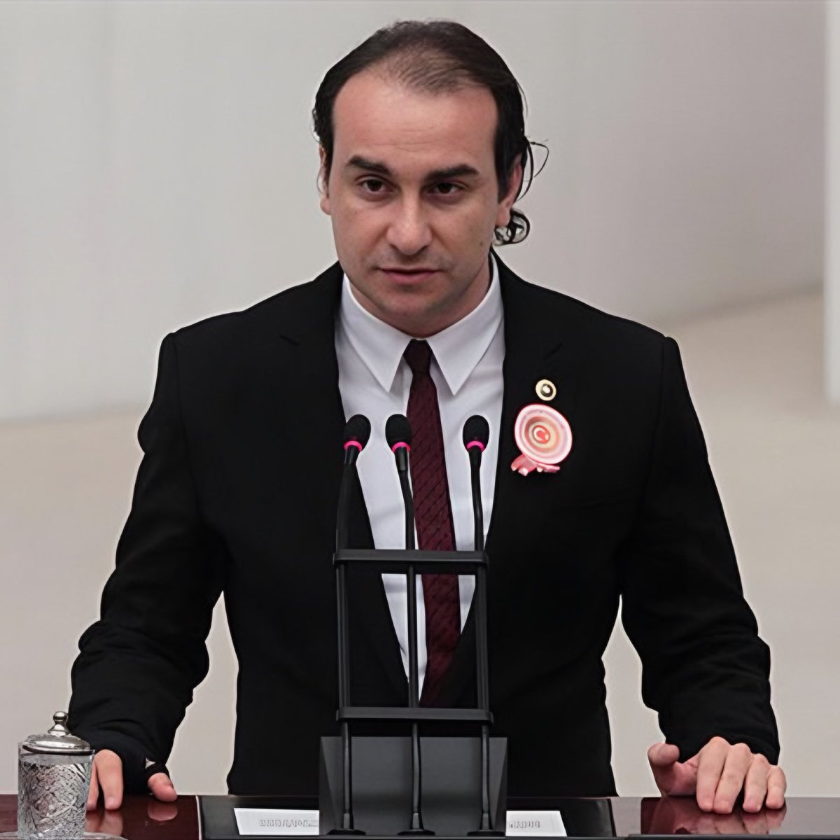 🎙️ Muhbir tweet media