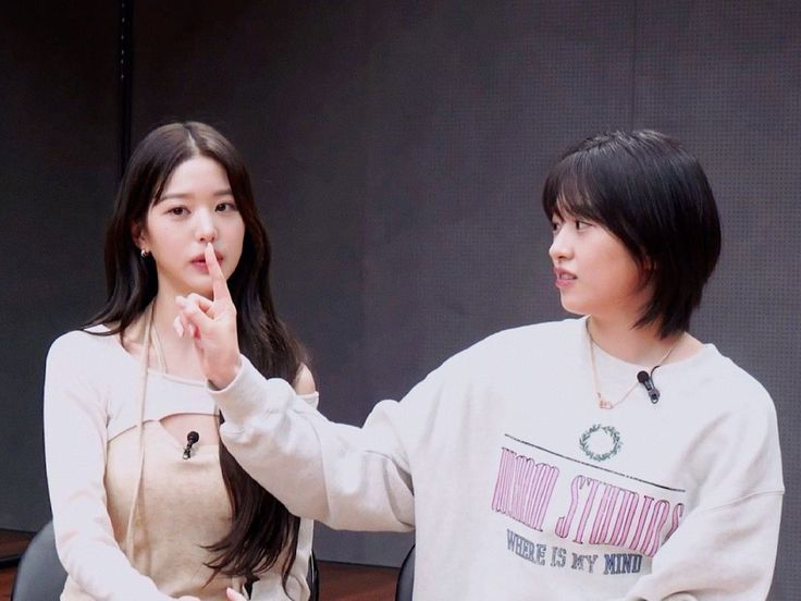 no context IVE tweet media