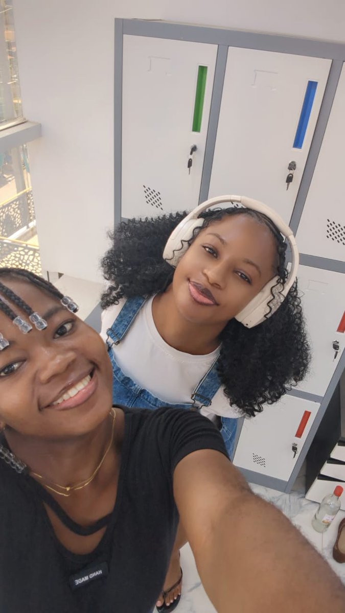 naya of scent haven!💗 tweet media