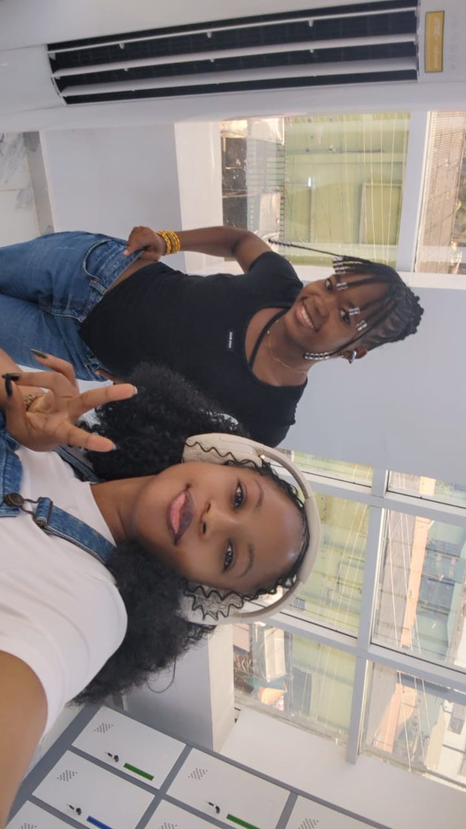 naya of scent haven!💗 tweet media