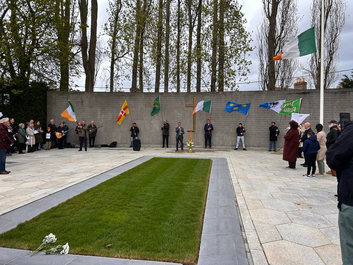 Peadar Tóibín TD tweet media