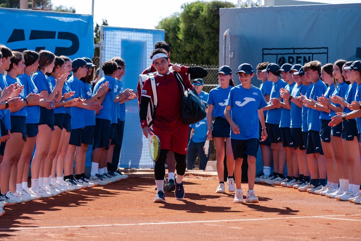 Open Menorca tweet media