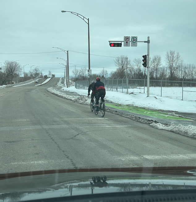 BuzzDrop tweet media