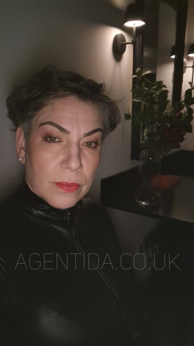 Madam Ida von Schmidt tweet media