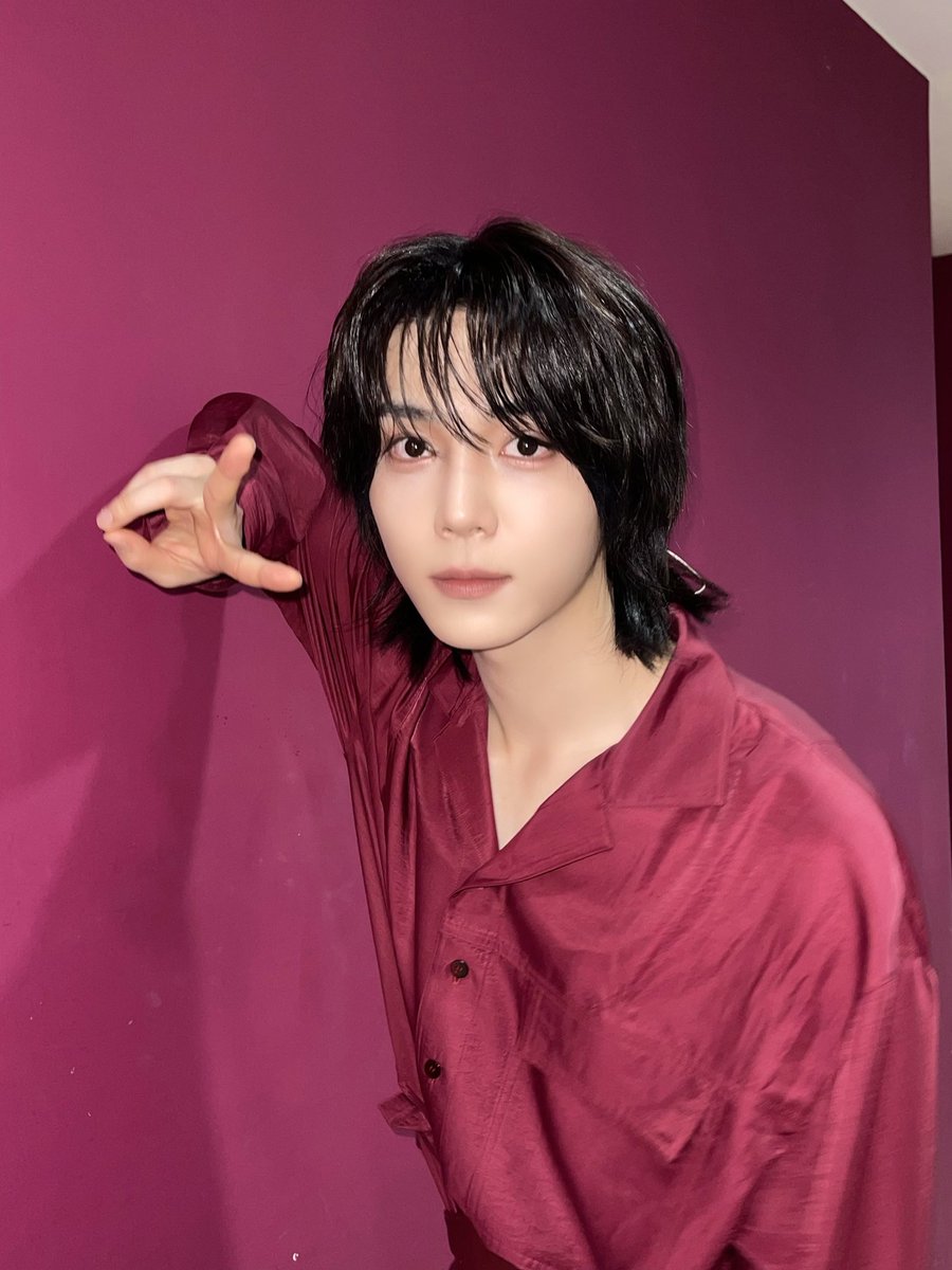 ∴ #MINJE ∵ Twitter ∴ 040426 ∵
⋯⋯⋯

[#MINJE]

Piment rouge

#ALL_H_OURS #올아워즈
#MINJE #민제

⋯⋯⋯
<a href="/at_ALL_H_OURS/">ALL(H)OURS</a>
#🥞