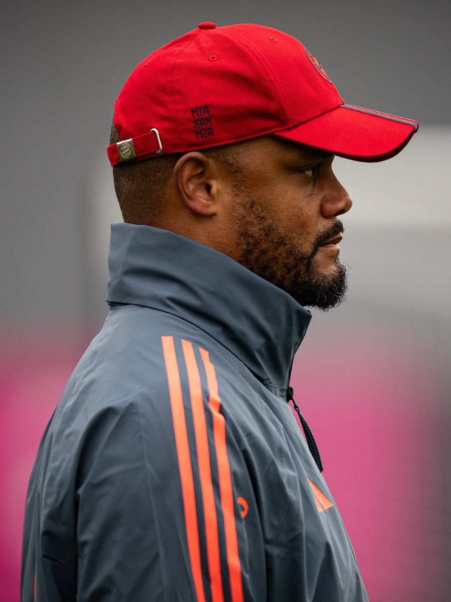 عمرو tweet media