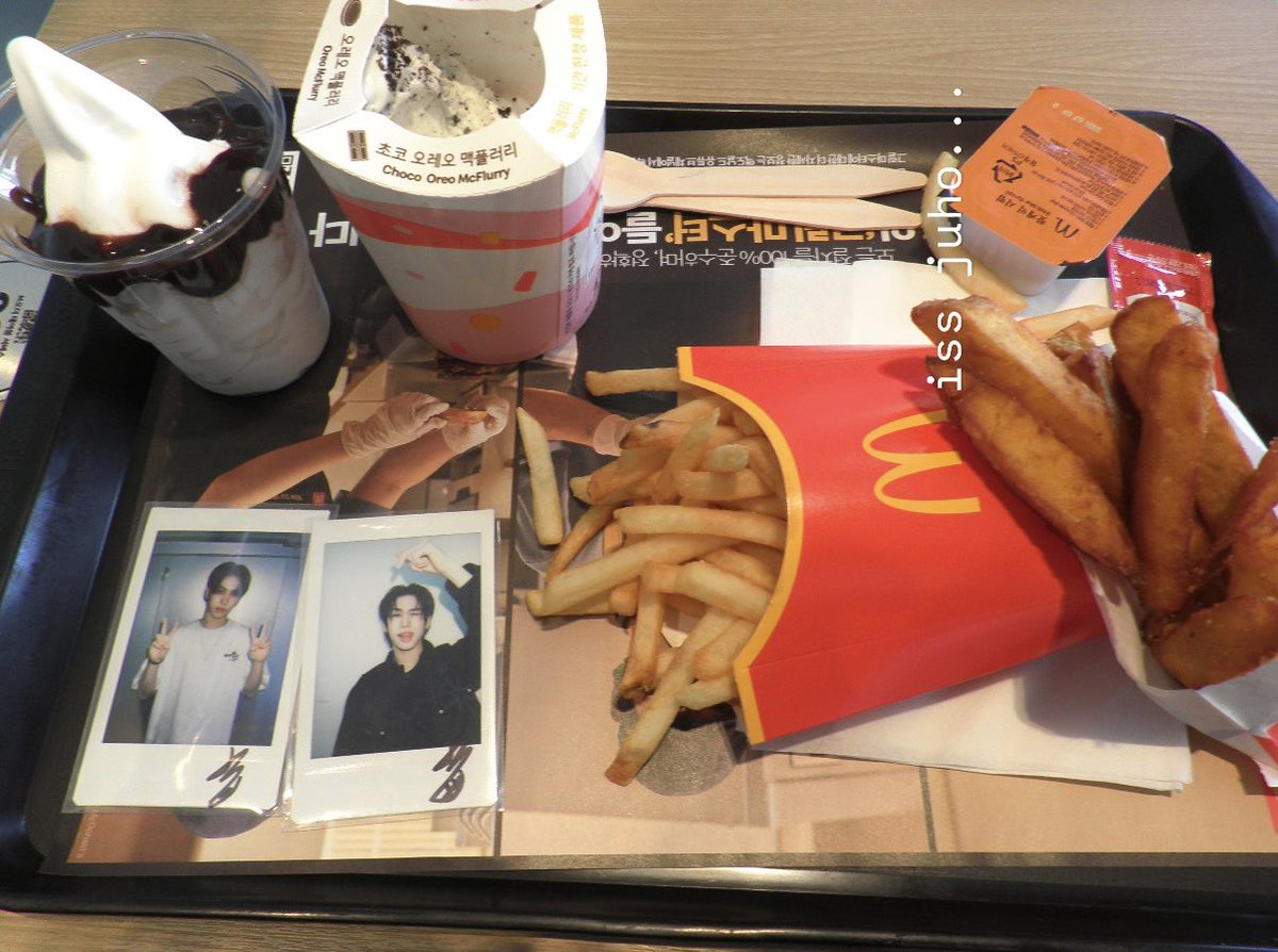 新 tweet media