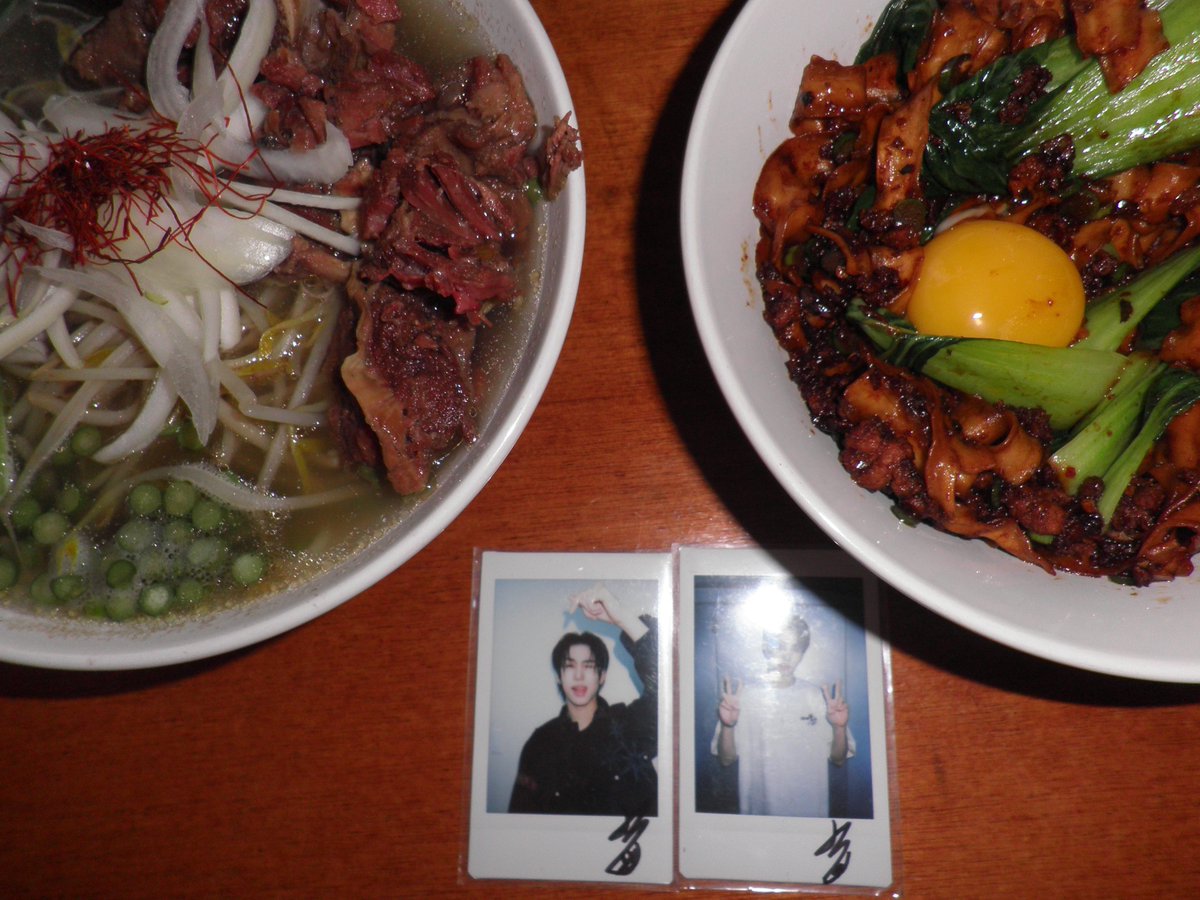 新 tweet media