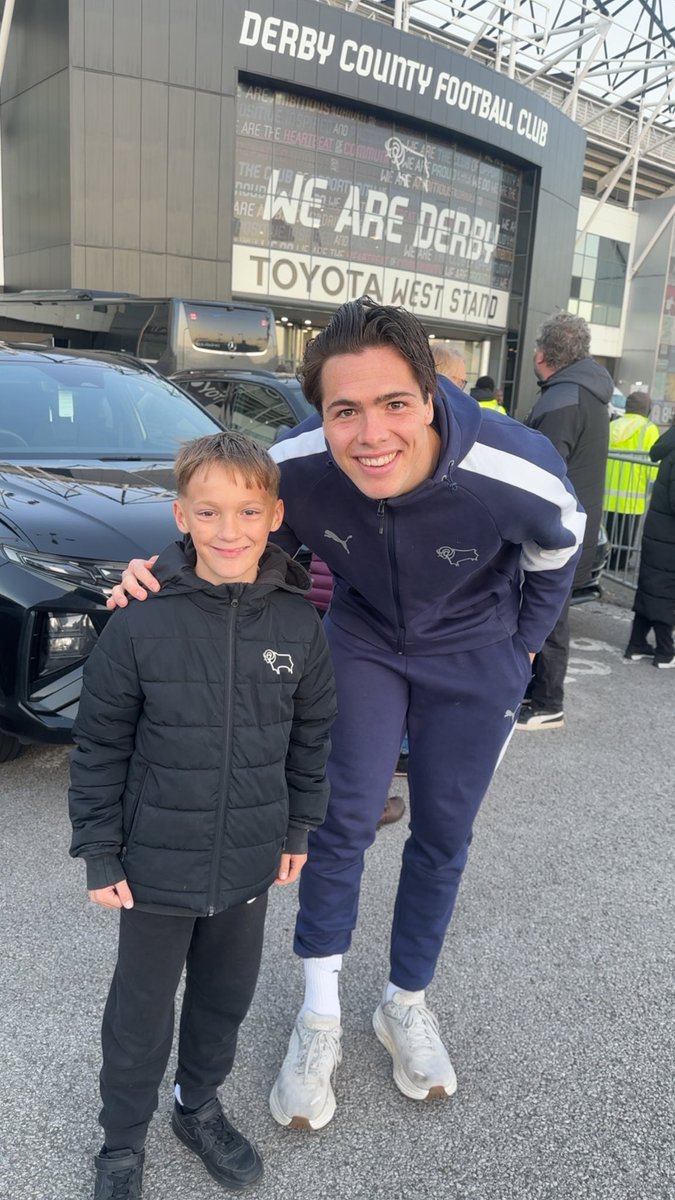 Owen Ward tweet media
