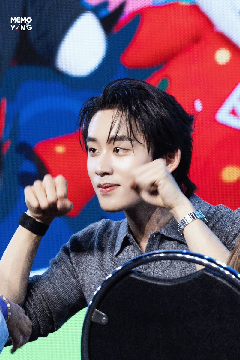 YKD 📸 รับถ่ายรูปศิลปิน tweet media