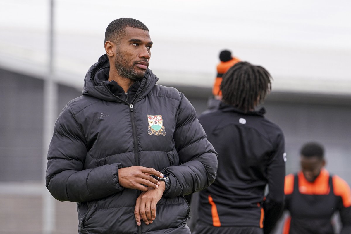 Barnet FC 🐝 tweet media