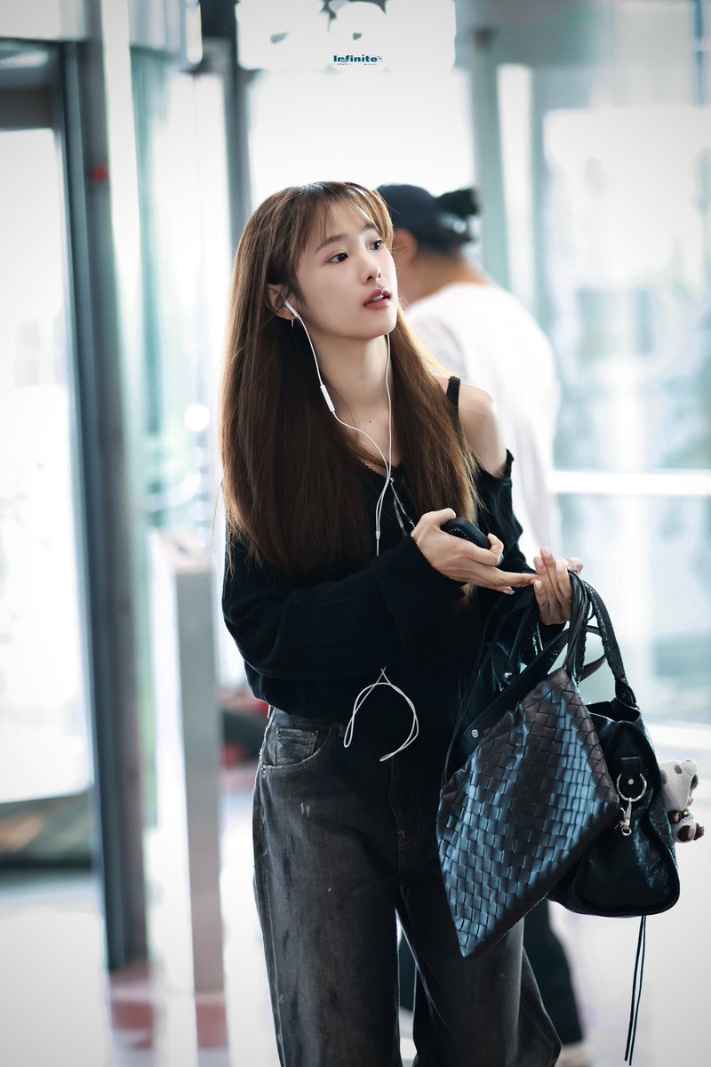 7nfinite tweet media