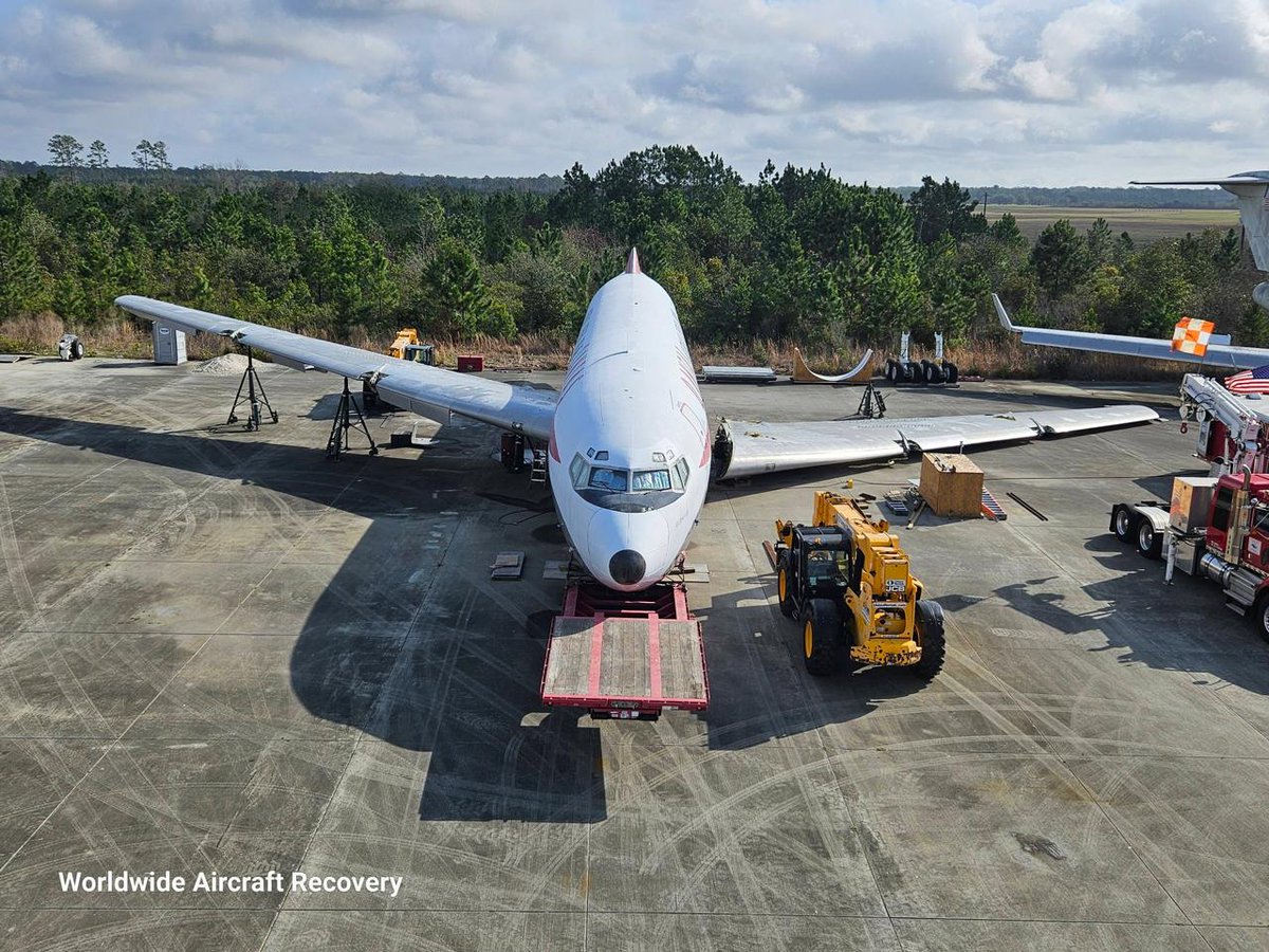 Almost 9 years after John Travolta said he’d donate his Boeing 707 to ...