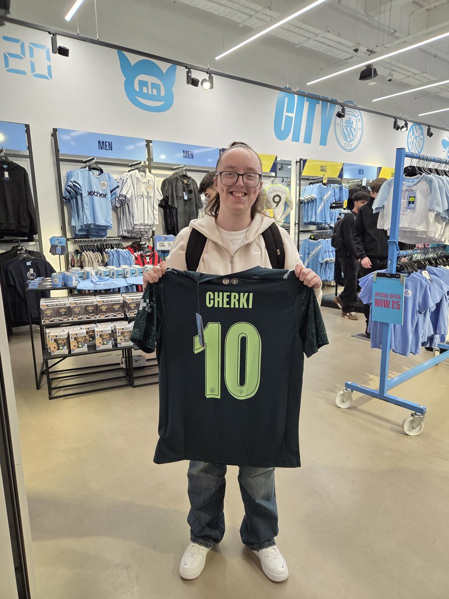 Beth. #16🫶🏻 tweet media