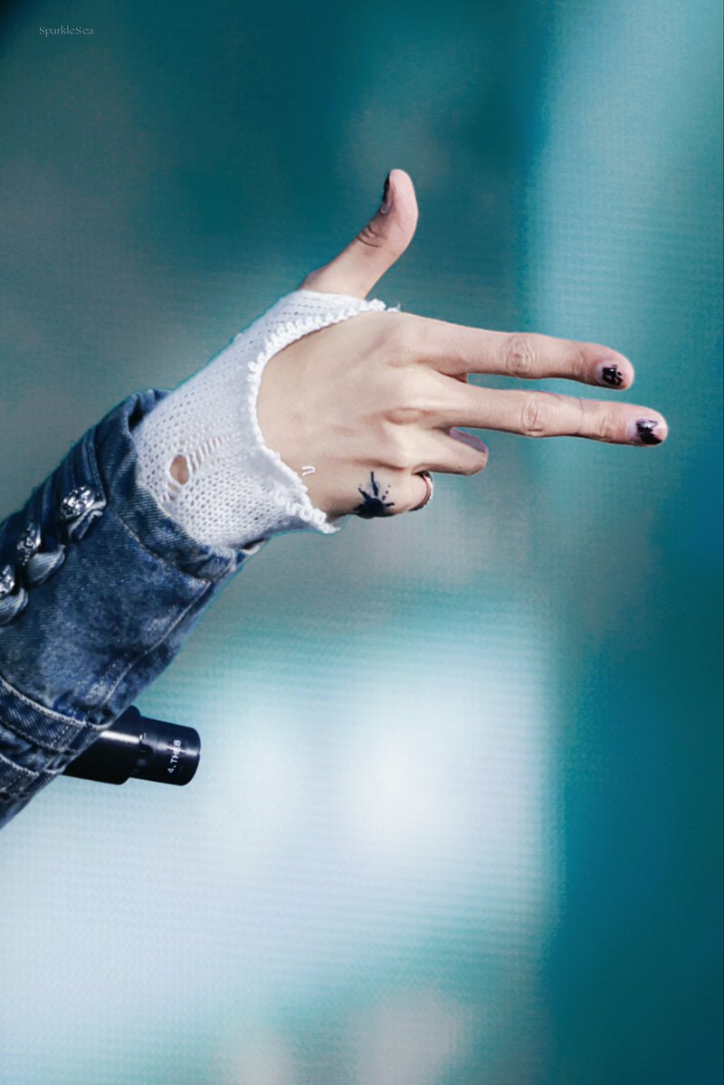 SparkleSea tweet media