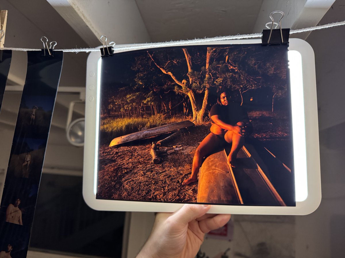 nolanzunk's tweet photo. Anissa, 2025

8 x 10 inch Kodak Ektachrome Color Positive Film

From my time as a Summer Fellow at Ox-Bow School of Art and Artists' Residency https://t.co/lveCcmeiAq